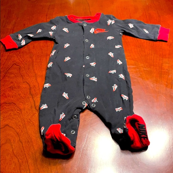 Nike Other - Nike one piece body suite size 6M